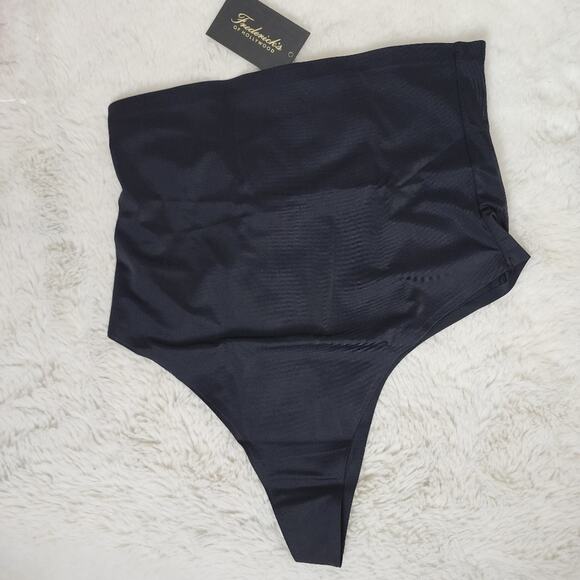 NEW Frederick's of Hollywood Black Shaping Thong Brief Panty - Picture 1 of 8